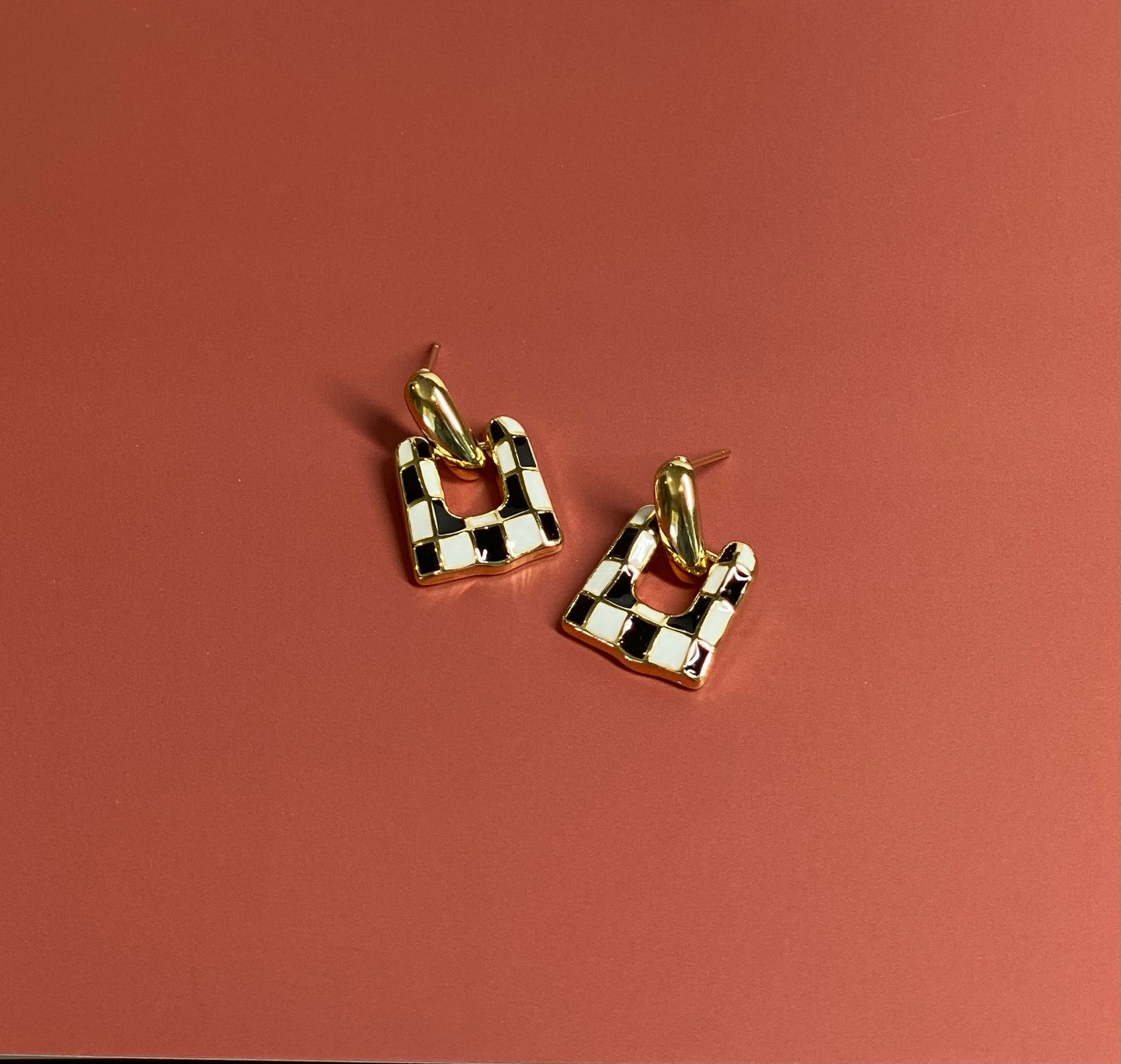 Retro Pendant Checkerboard