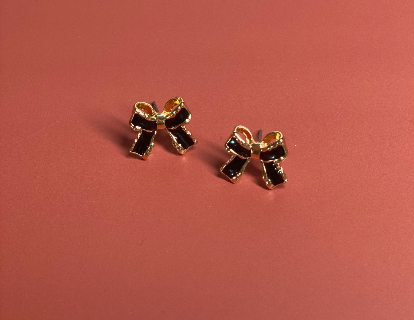 Black Bow Studs