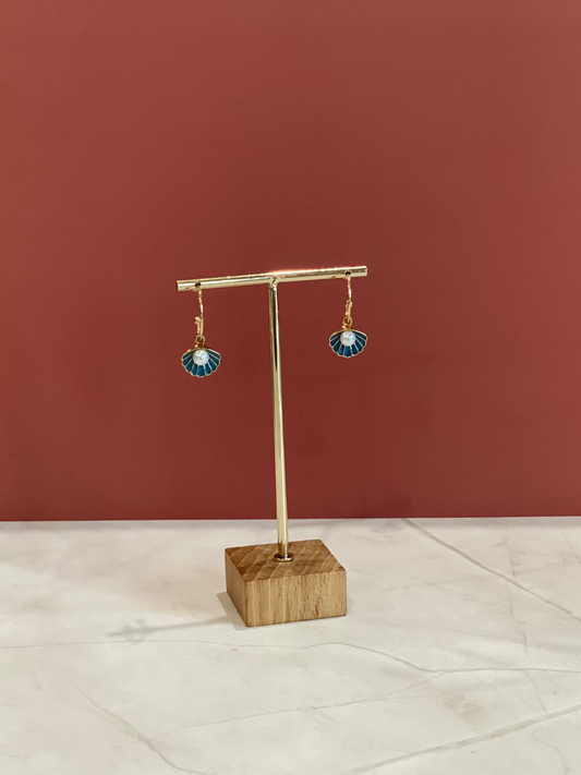 Seashell Dangle