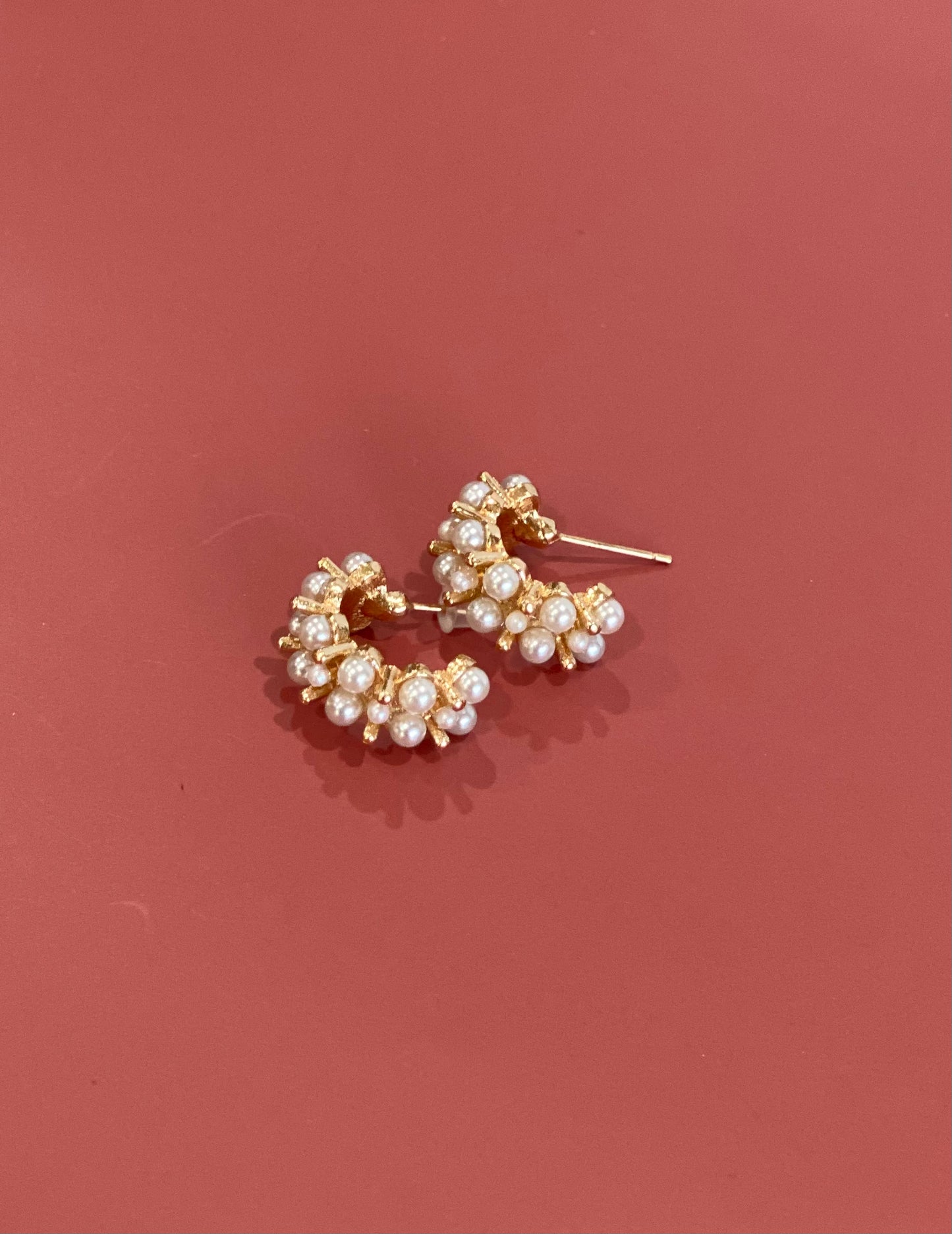 Pearl Hoop