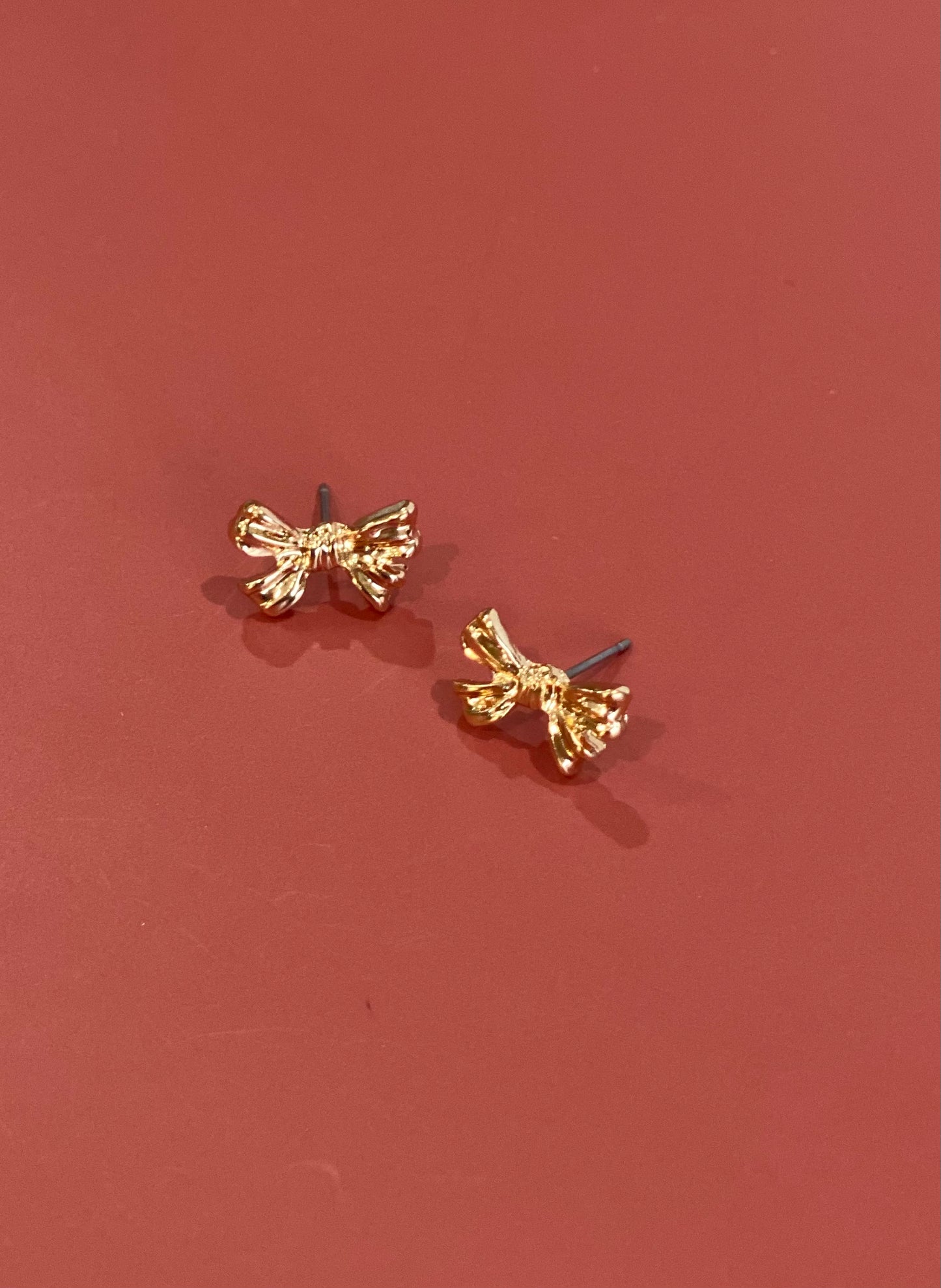 Mini Bow Stud