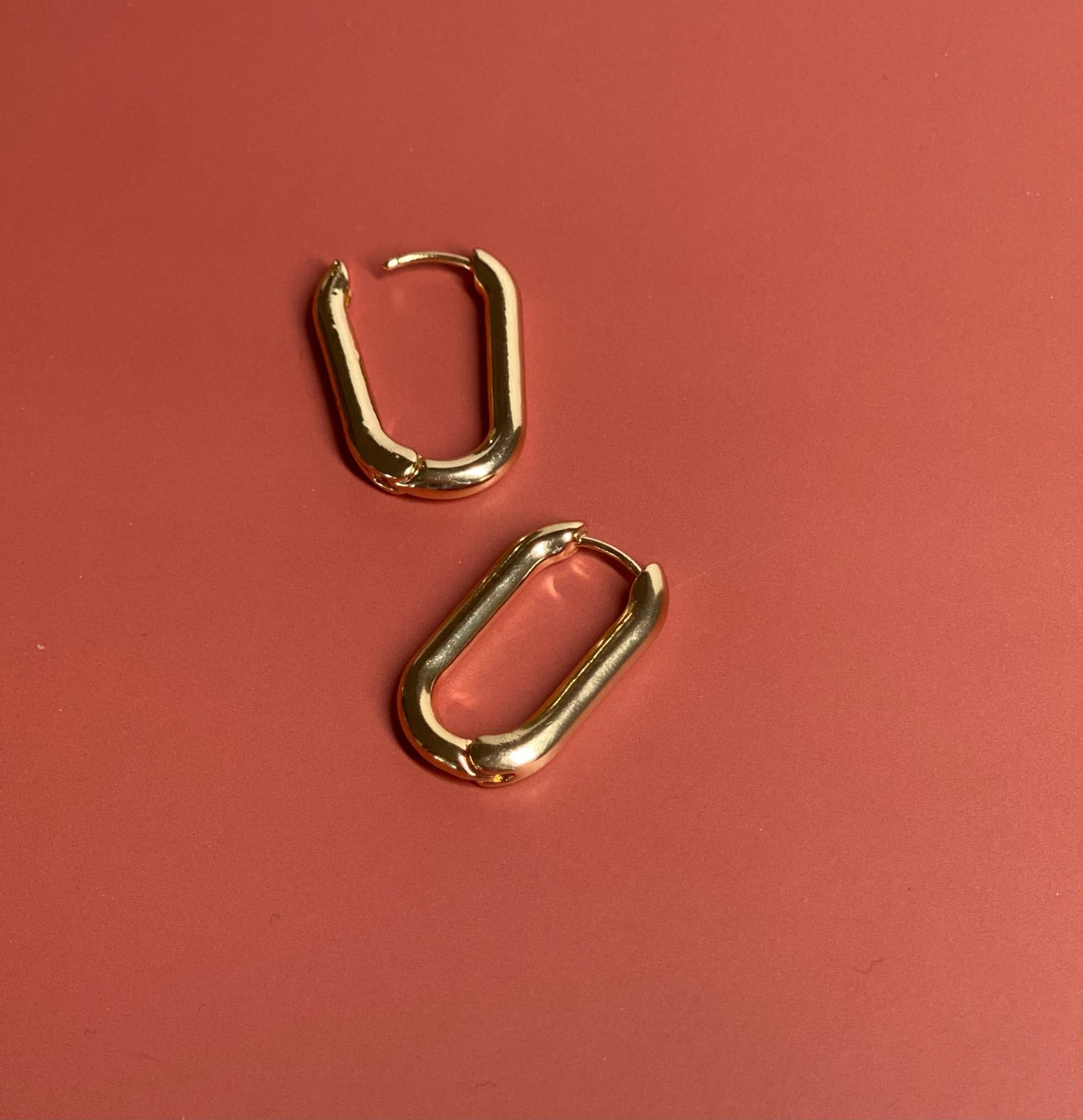 Round Golden Hinged Huggie